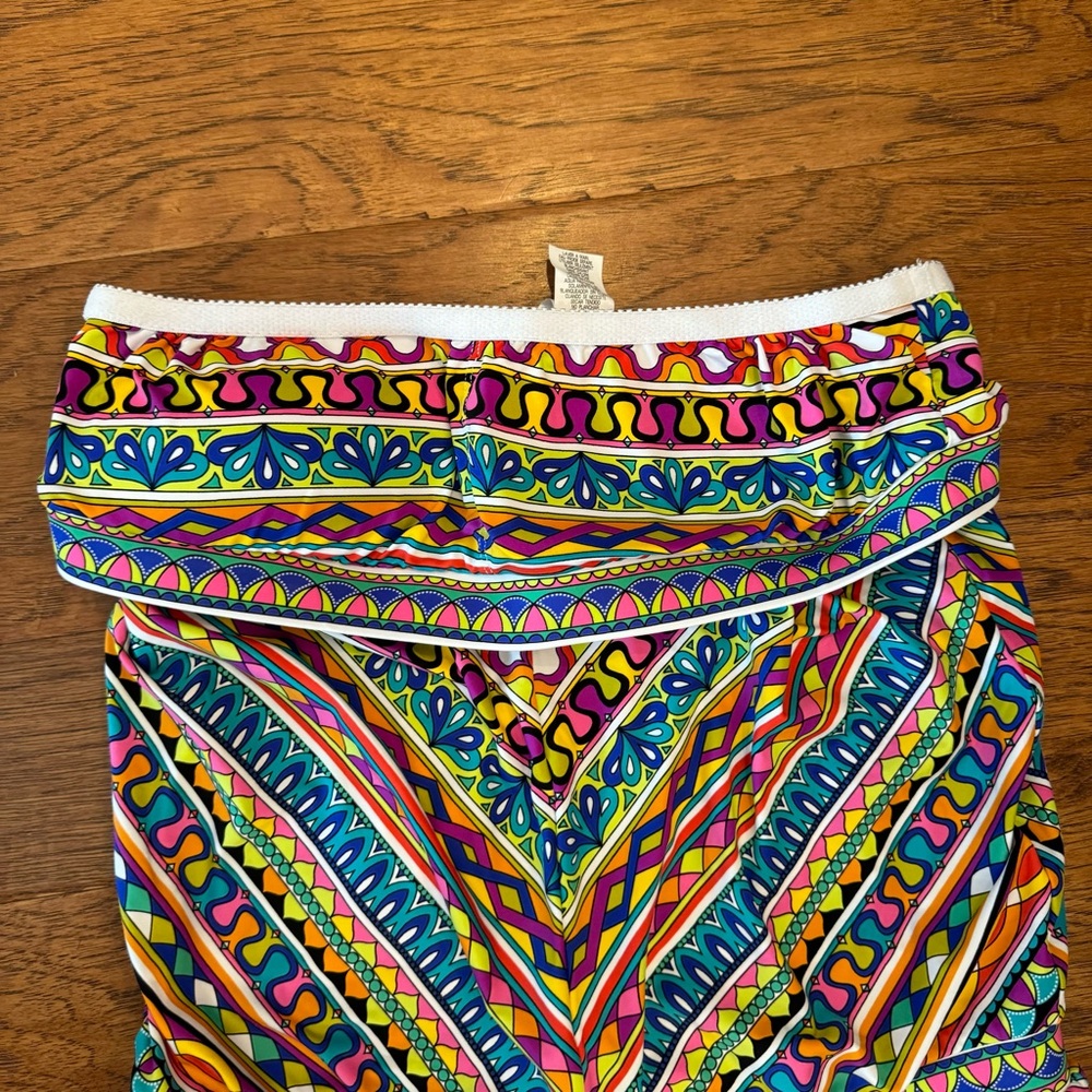 Trina Turk Peruvian Stripe Swimsuit Romper Cover Up Multicolor Halter Top Size M - Picture 8 of 14